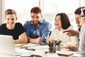 小组赛巅峰对决!姑苏烈马队读秒绝平海滨风暴队,拉力赛赛场再起波澜;豪门底蕴再次显现 小组赛巅峰对决!姑苏烈马队读秒绝平海滨风暴队,拉力赛赛场再起波澜;豪门底蕴再次显现