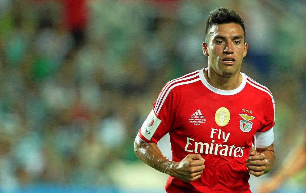 关于西班牙人内部会议纪要流出——关键战内部沟通,葡超使命明确,轮换策略被讨论的信息 关于西班牙人内部会议纪要流出——关键战内部沟通,葡超使命明确,轮换策略被讨论的信息